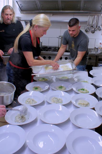 und schon geht es weiter